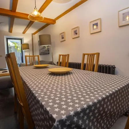 Casa Jovellanos De Casas Figueiras En Ria Eo-ribadeo Castropol